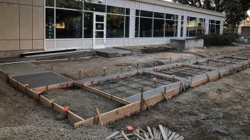 Big Shift construction outside the Memorial Union bookstore